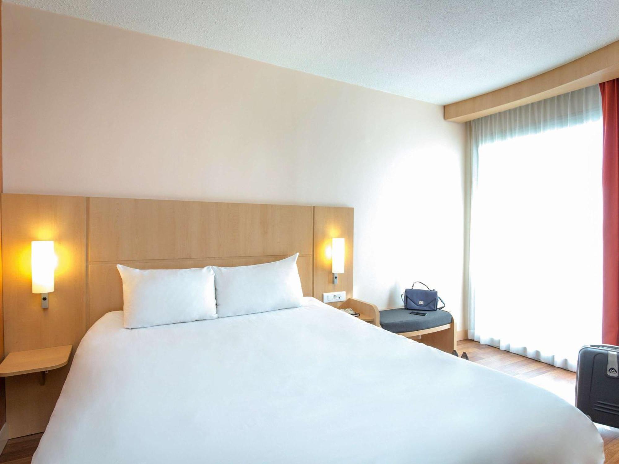 Ibis Cavaillon Portes Du Luberon Экстерьер фото